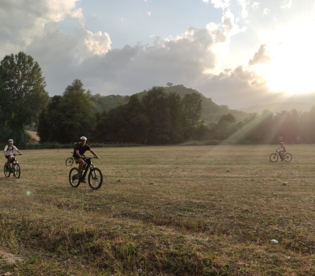 TOUR IN E-BIKE: PEDALIAMO FINO ALLA SORGENTE DELL’ARNO